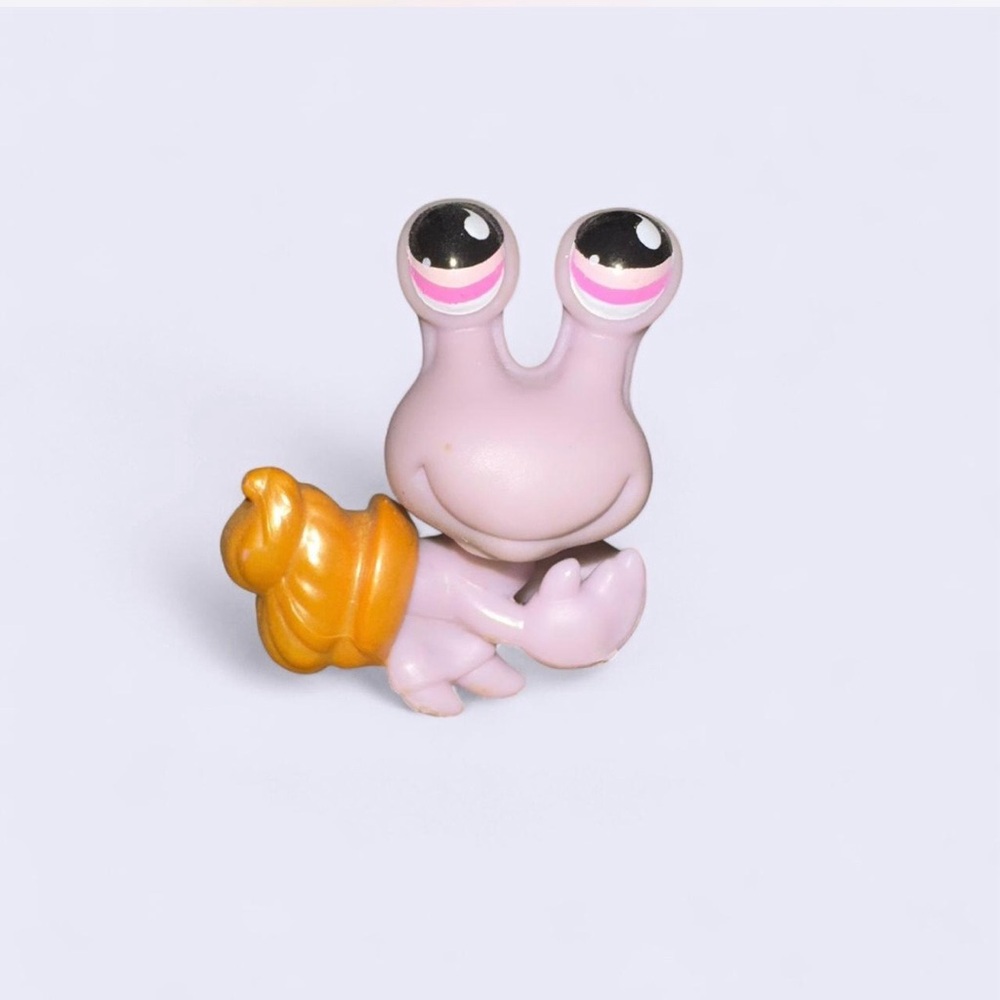 LPS Littlest Pet Shop hermit crab Hasbro Pink and Gold Action Figures Playset